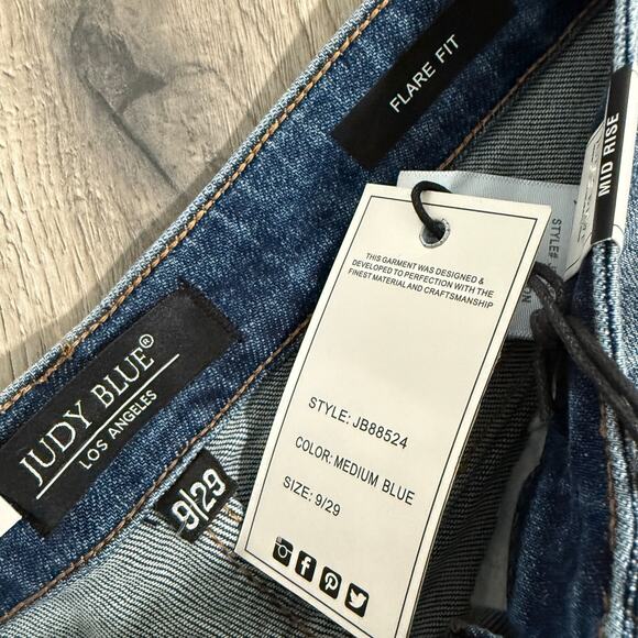 Judy Blue Mid Rise Flare Fit Leg Jeans Inseam Panel JB88524 Med Blue 9 29 - Picture 9 of 11